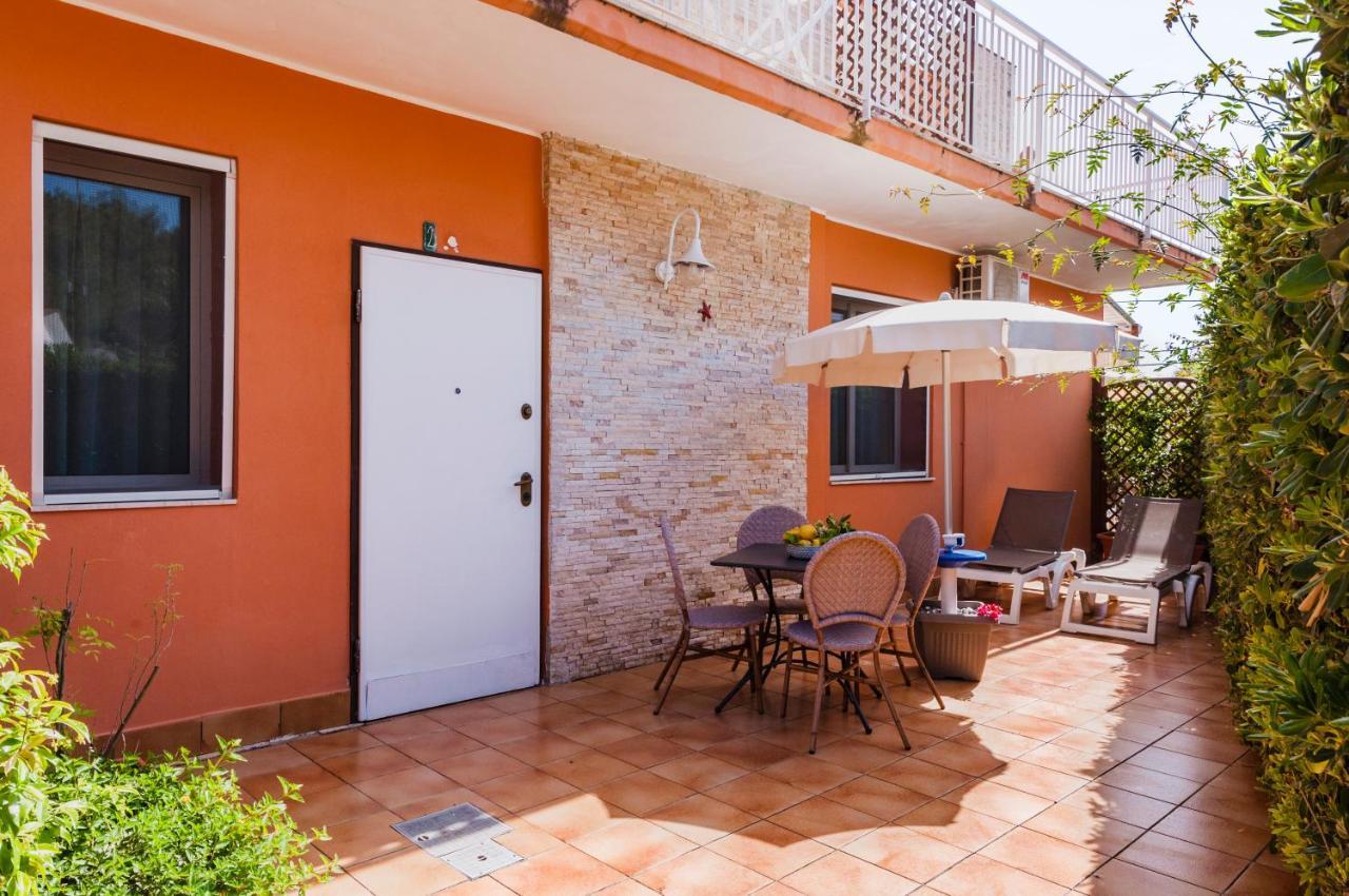 Calliope'S Apartments - Stella Del Mare Syracuse Exterior photo